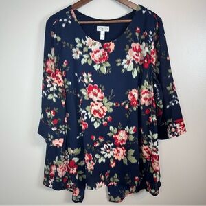 Studio by D & Co  Floral XL Tunic Top 3/4 Sleeves Split Back